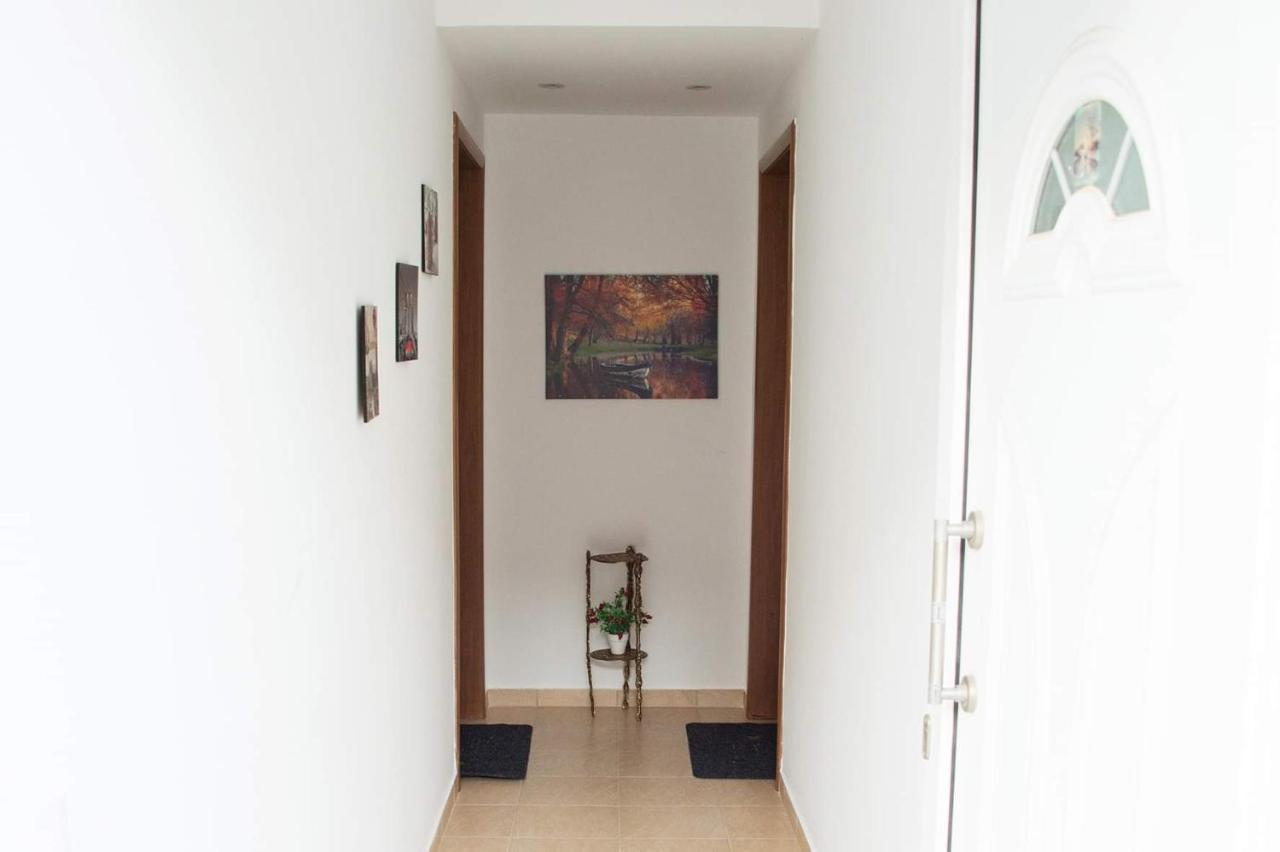 Appartement Mirmidones Anesis à Agrelia Extérieur photo
